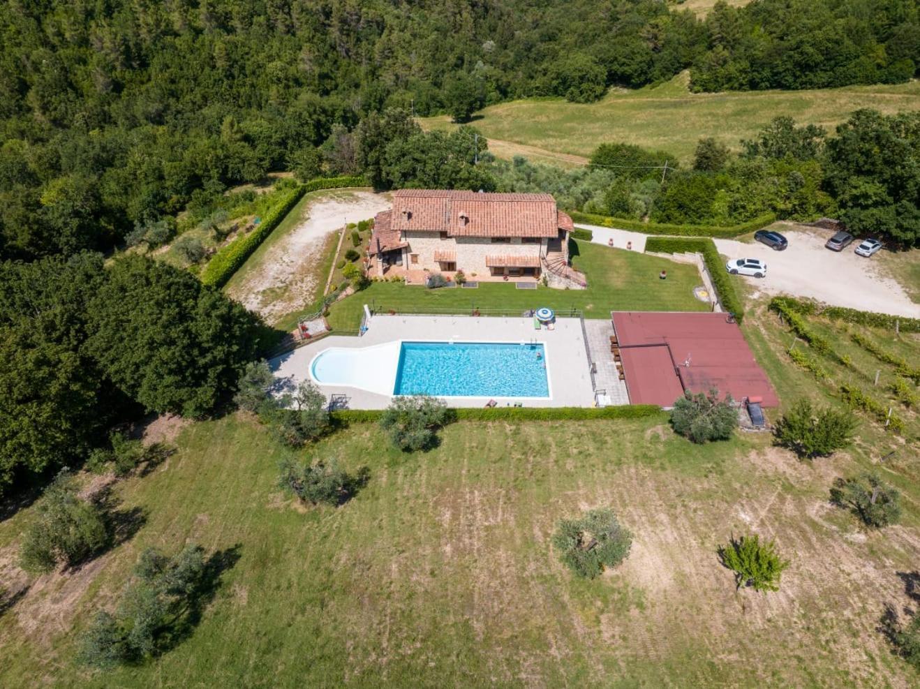 Agriturismo Isola Verde SantʼUrbano Exterior foto