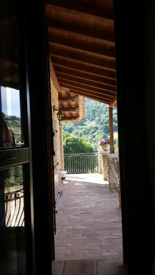 Agriturismo Isola Verde SantʼUrbano Exterior foto